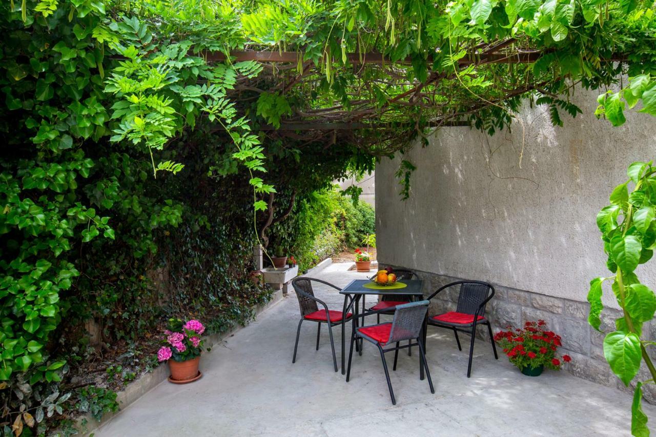 Apartment Nives In The Center - Free Parking Split